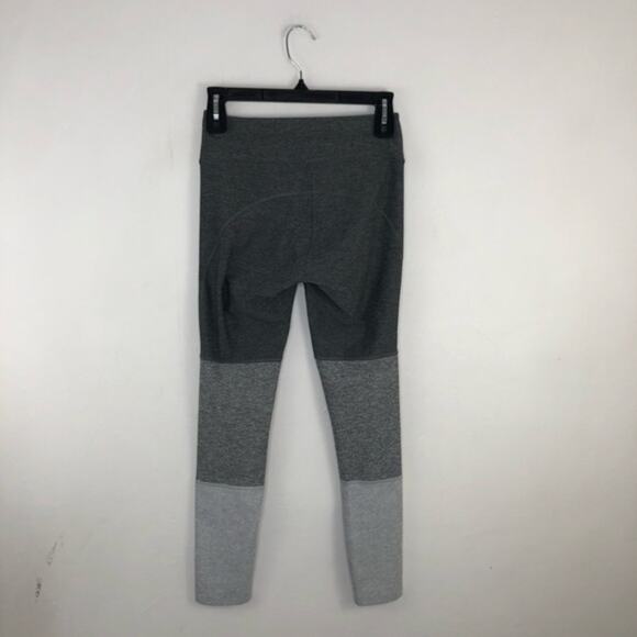 Outdoor Voices Gray Gradient  7/8 Leggings Size Small - Picture 4 of 12